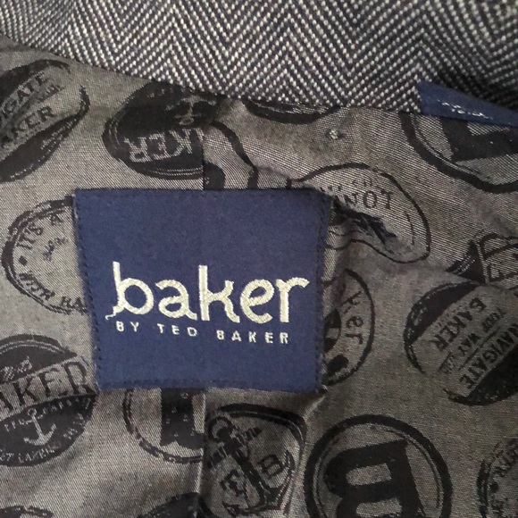 Blazer - Picture 5 of 6